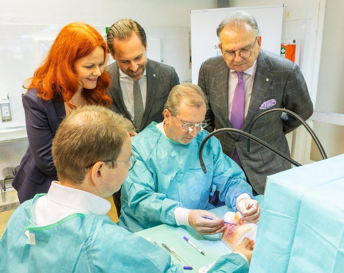 Workshop mit innovativen 3D-Augenlid-Modellen