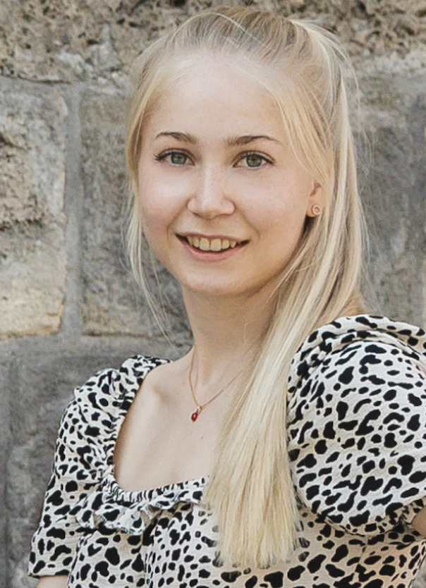 Kathrin Taxer Kathrin Taxer