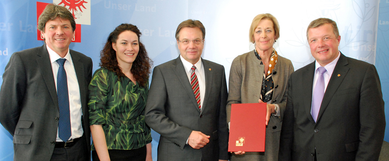 Zusammenarbeitsvertrag zwischen TILAK und Medizinuni unter Dach und Fach