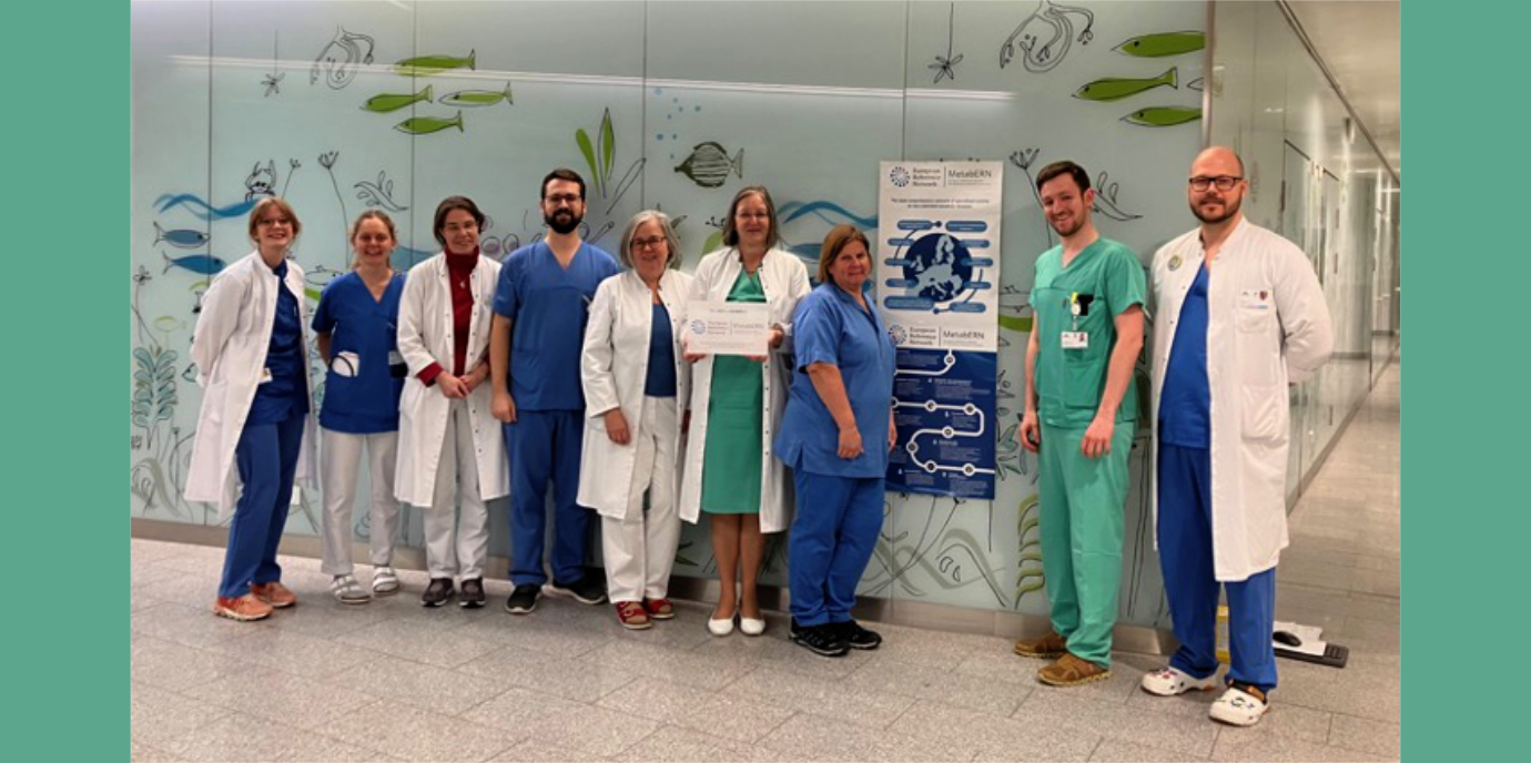 Das Metabolic-Team an der Med Uni: Barbara Hofer, Magdalena Bachmann, Ursula Albrecht, Alexander Höller, Sabine Scholl-Bürgi, Daniela Karall, Monika Jörg-Streller, Julian Margreitter und Thomas Zöggeler metabern.jpg