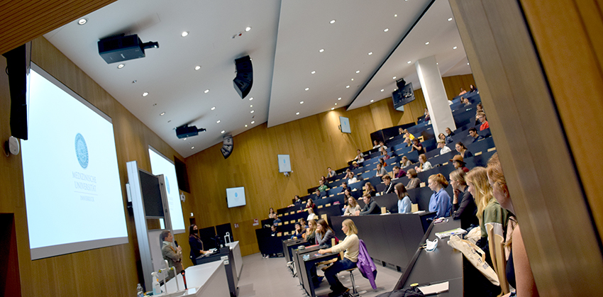 „Herzlich Willkommen“: Semesterbeginn an der Medizinischen Universität Innsbruck